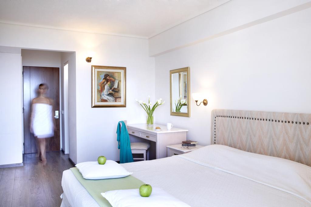Hotel Amarilia classic room.jpg