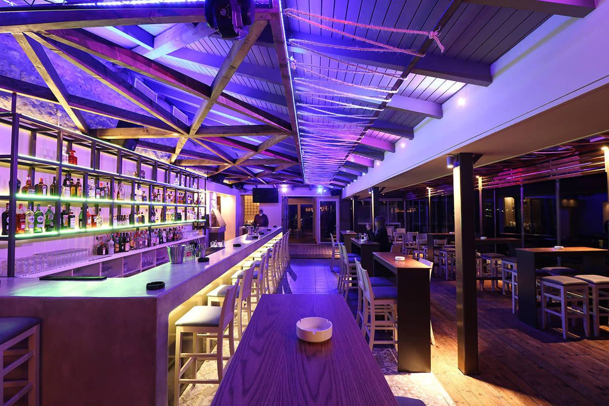 Century Resort-Bar.jpg