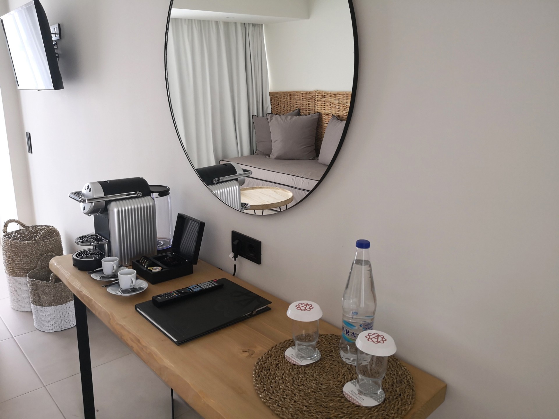 Hotel Amaronda Resort _ Spa junior suite.jpeg