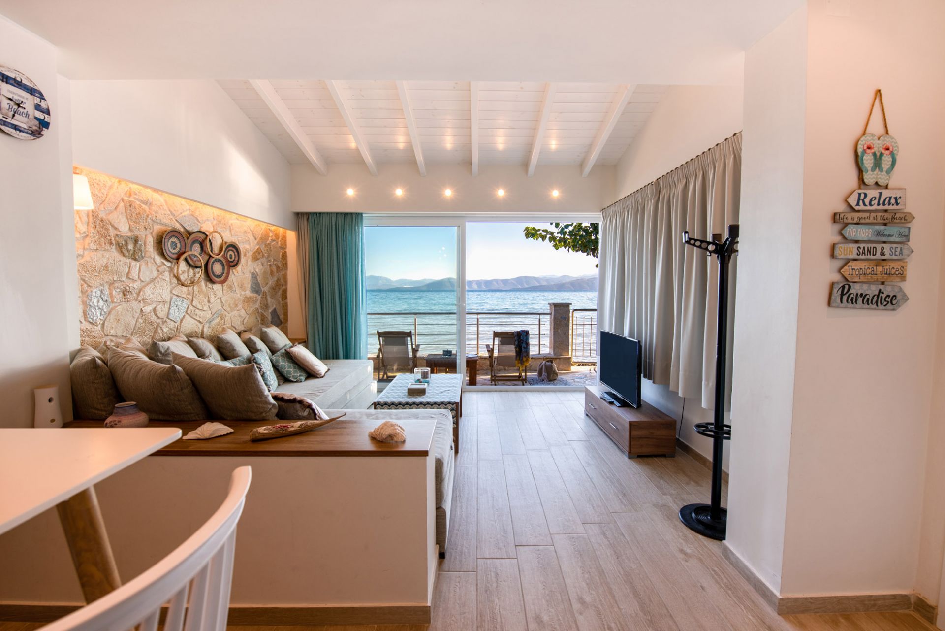 Ekati Mare Hotel & Suites-Villa beachfront.jpg