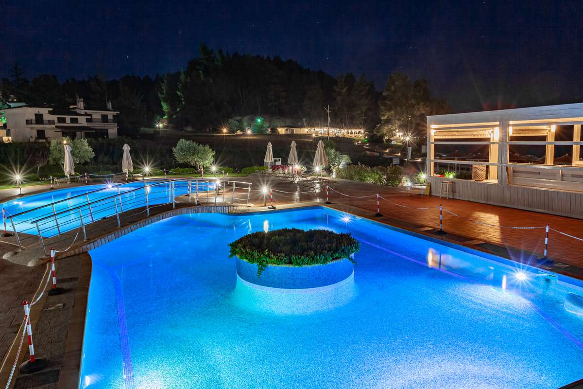 Elani Bay Resort hotel - bazen.jpg