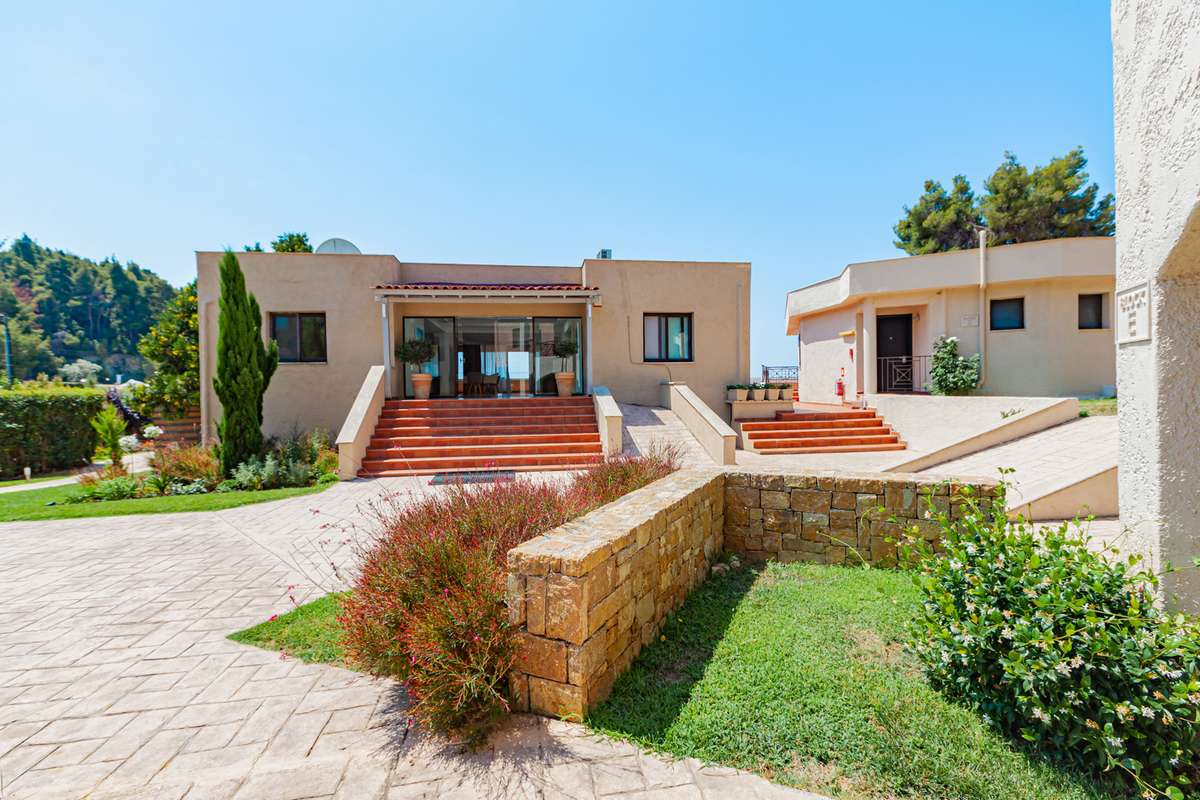 Hotel Elani Bay Resort - staza.jpg