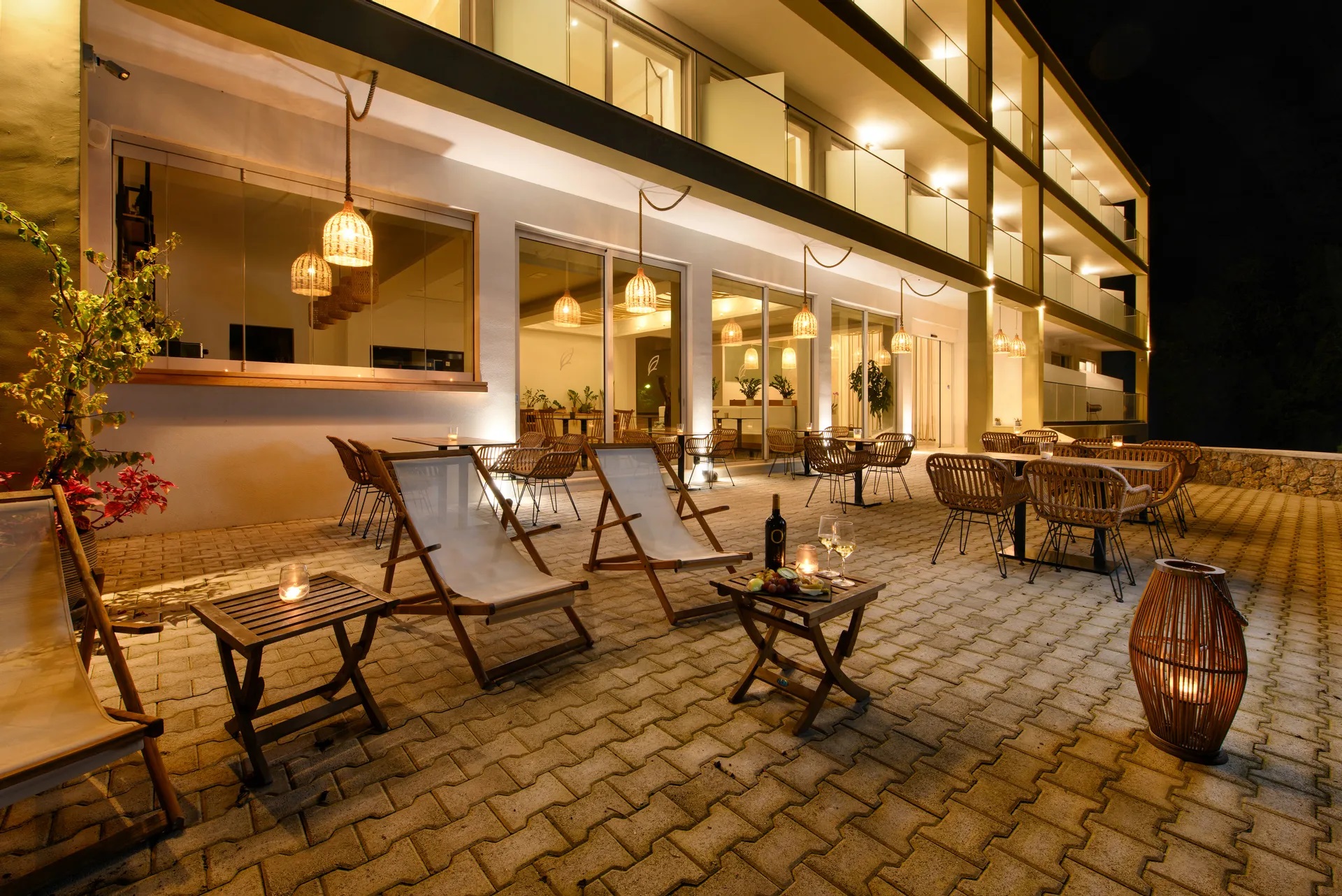 Eleals Boutique Corfu Hotel-Terasa bara.jpg