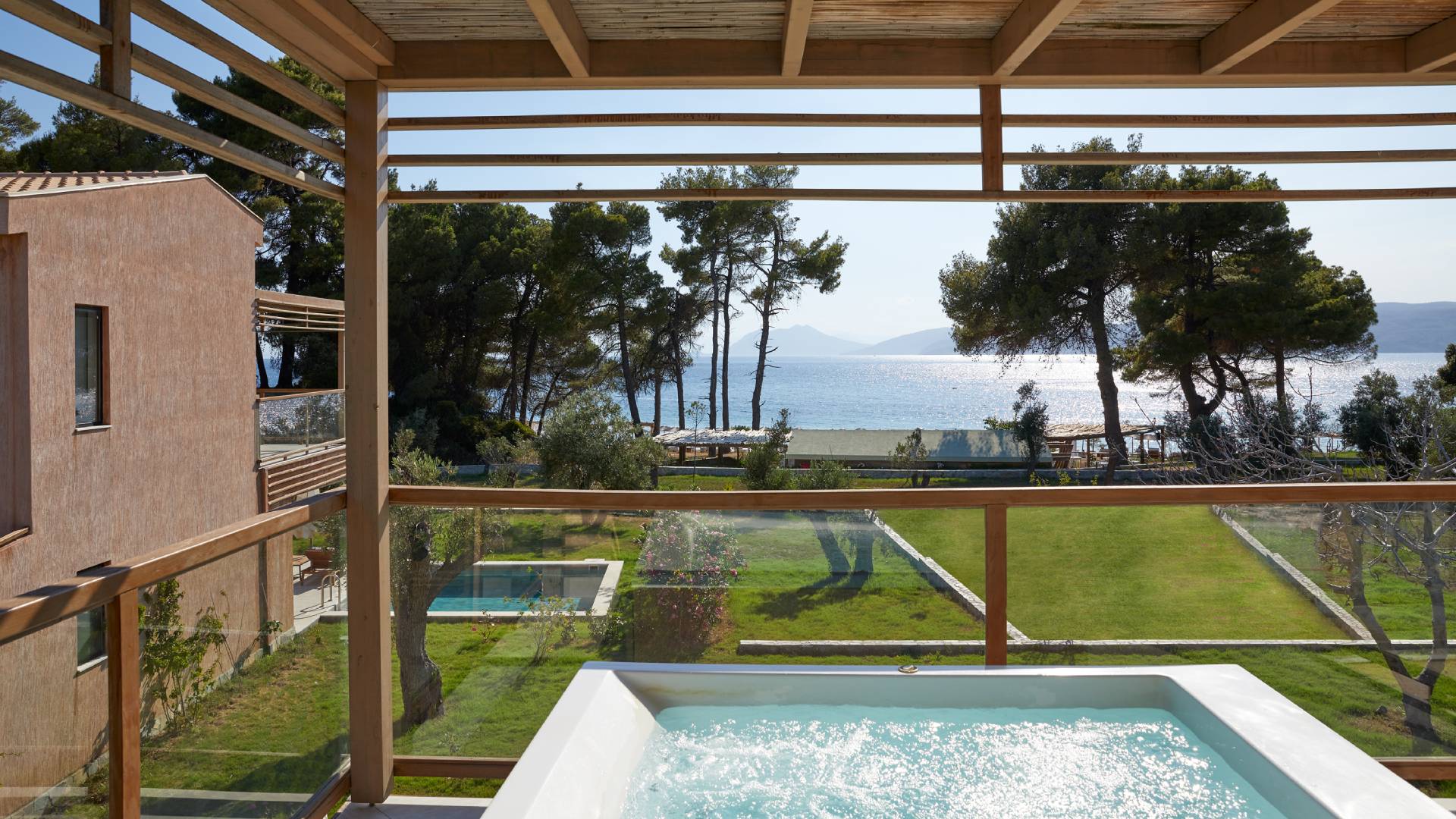 Hotel Elivi-Seafront suite Grove rooms.jpg