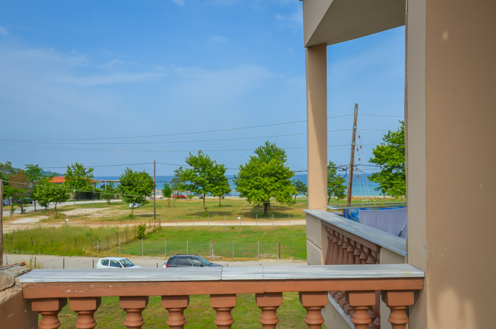 Ellas Hotel - Pogled sa balkona.jpg