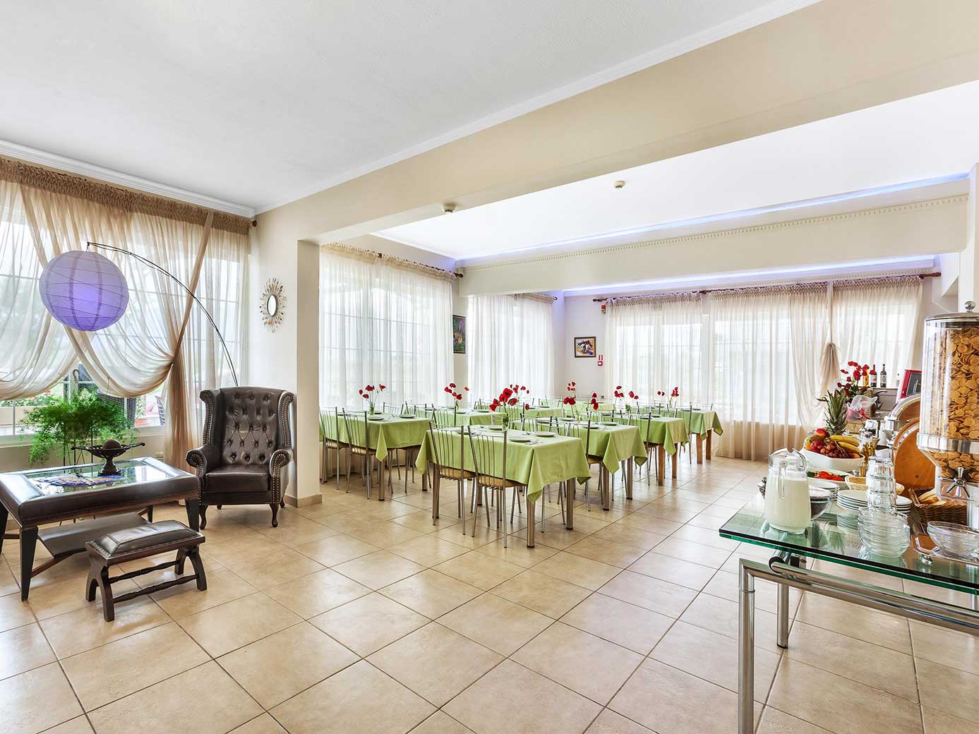 Hotel Amfion restourant.jpg