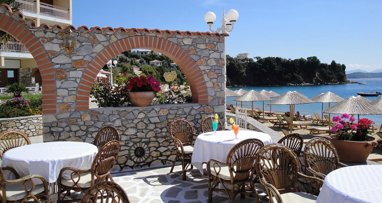 Hotel Esperides Beach-Restoran.jpg