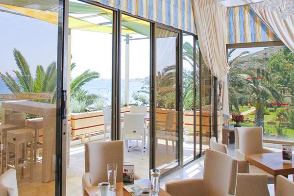 Golden Sand Hotel - pogled na balkon.jpg