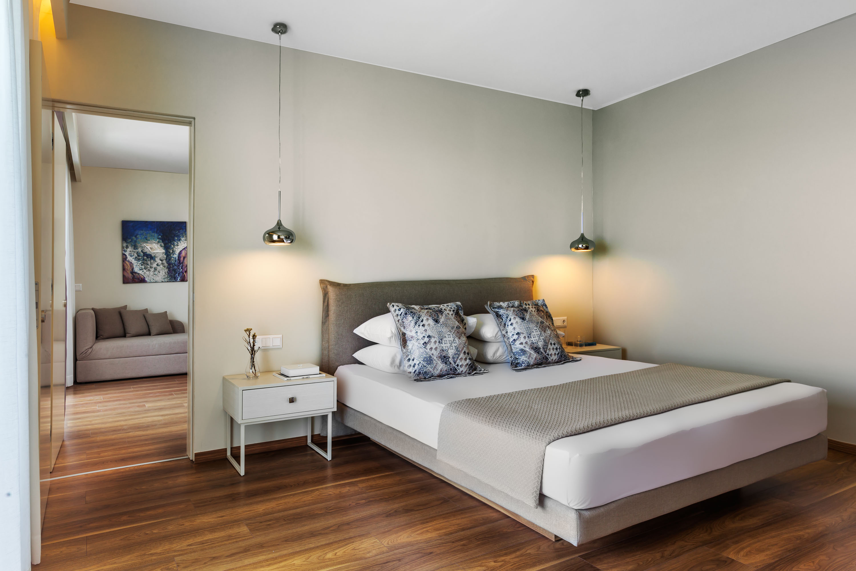 Amon Zeus premium deluxe suite.jpg