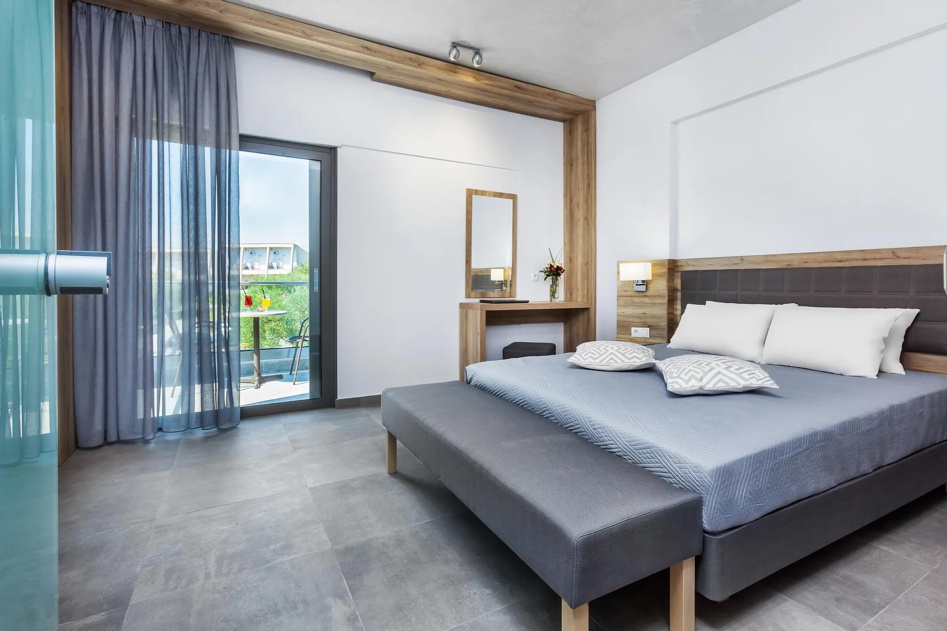 Iris Hotel Siviri-Deluxe suite.jpg