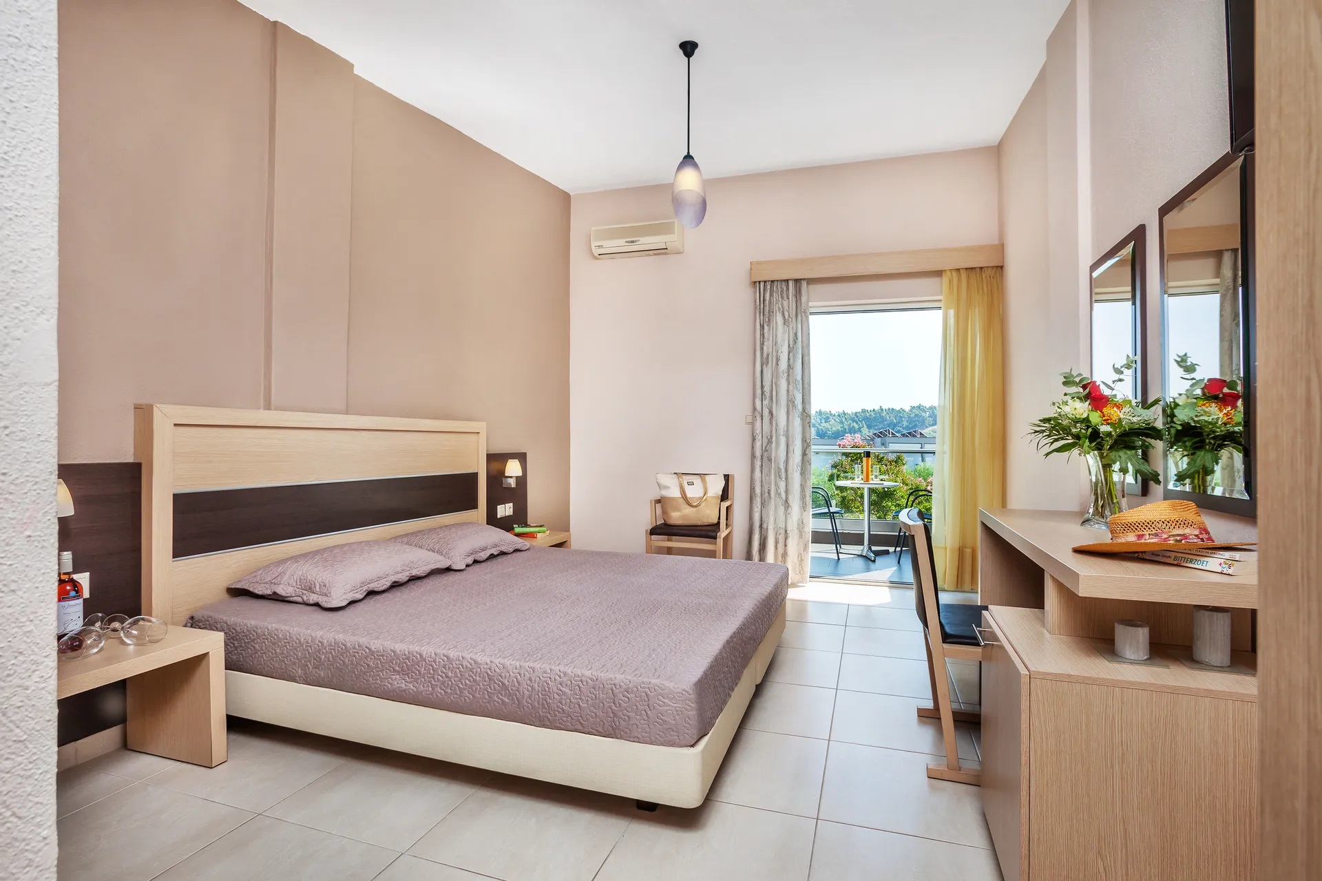 Iris Hotel Siviri-Standardna soba.jpg