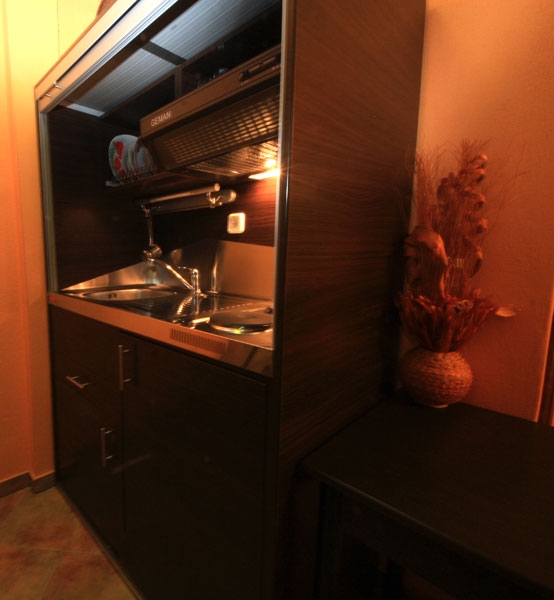 Kastro Apartments - čajna kuhinja.jpg