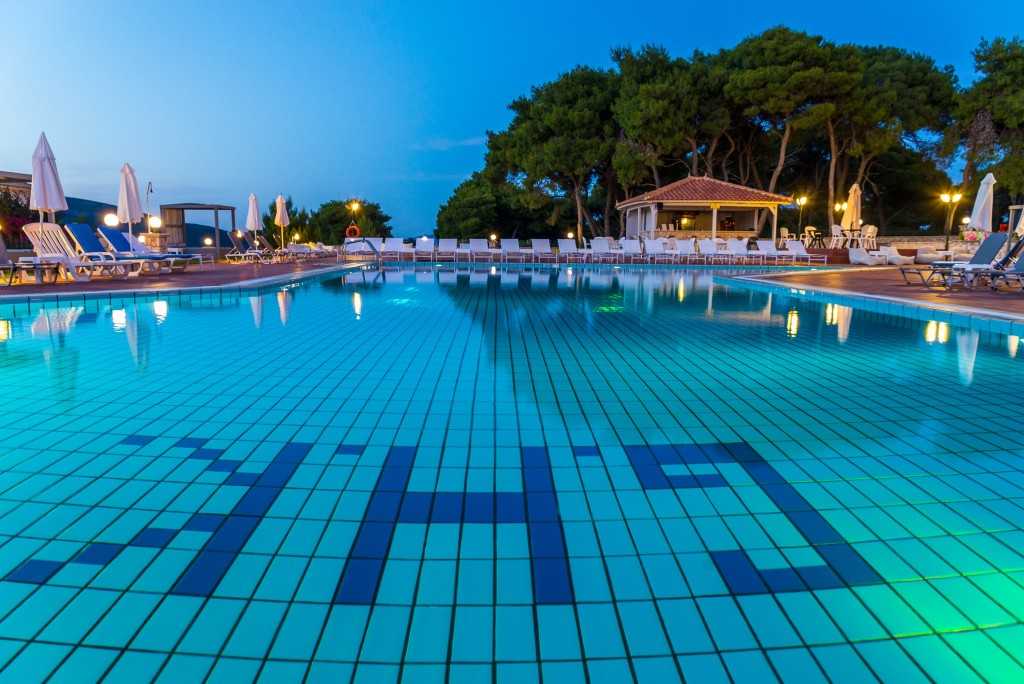 Keri Village _ SPA by Zante Plaza - bazen hotela.jpg