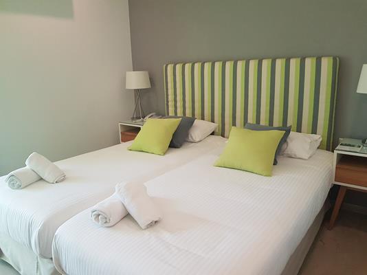 Korina Hotel - spojeni kreveti.jpg
