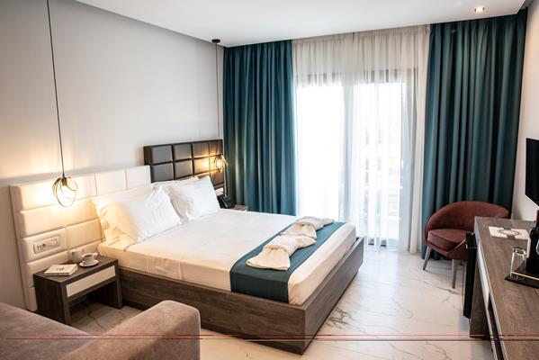Lagaria Hotel and Suites - soba.jpg