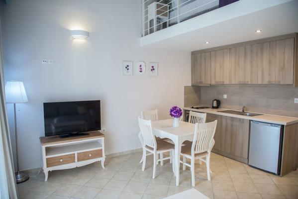 Lefkadio Suites - cajna kuhinja.jpg