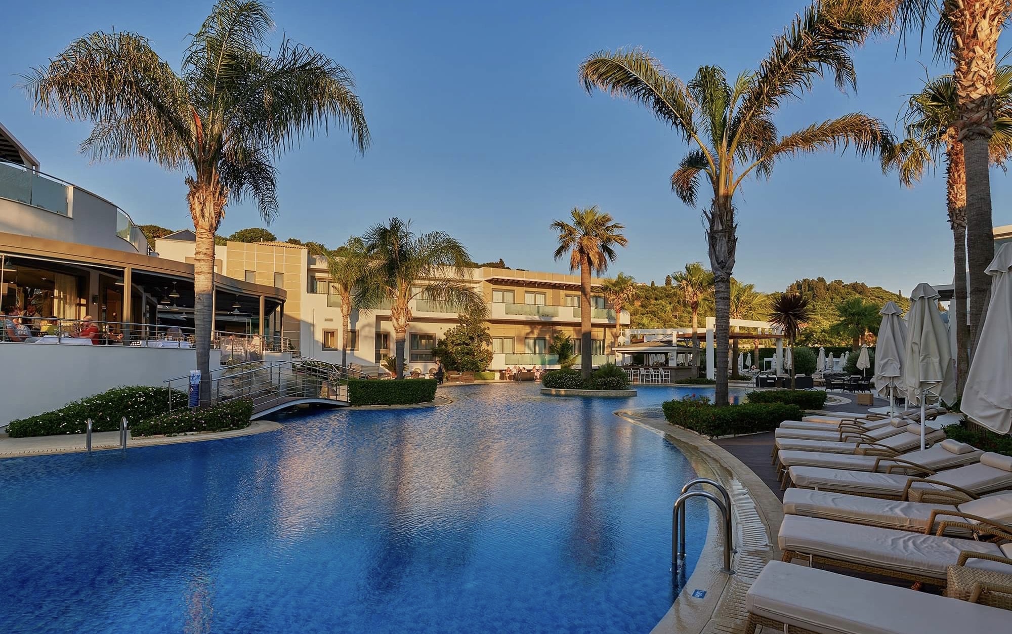 Lesante Classic Luxury Hotel _ Spa - objekat i bazen.jpg