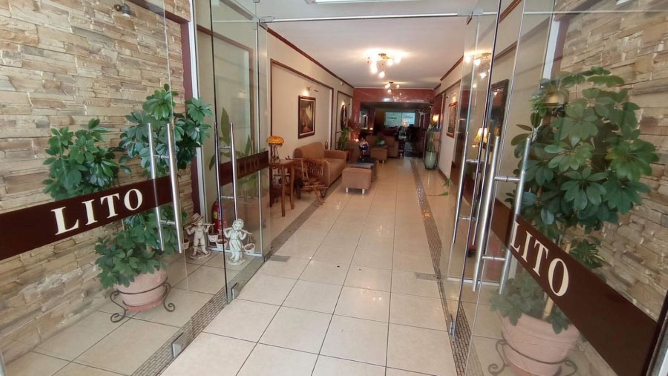 Lito Hotel-Ulaz u hotel.jpg