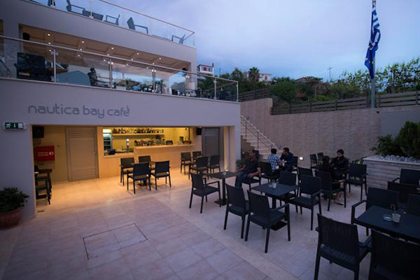 Mantinia Bay Hotel - cafe.jpg