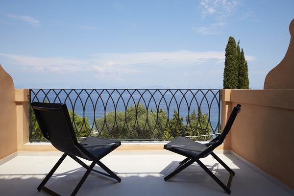Marbella Nido Hotel - pogled sa balkona.jpg