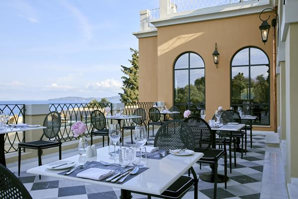 Marbella Nido Hotel - terasa restorana.jpg