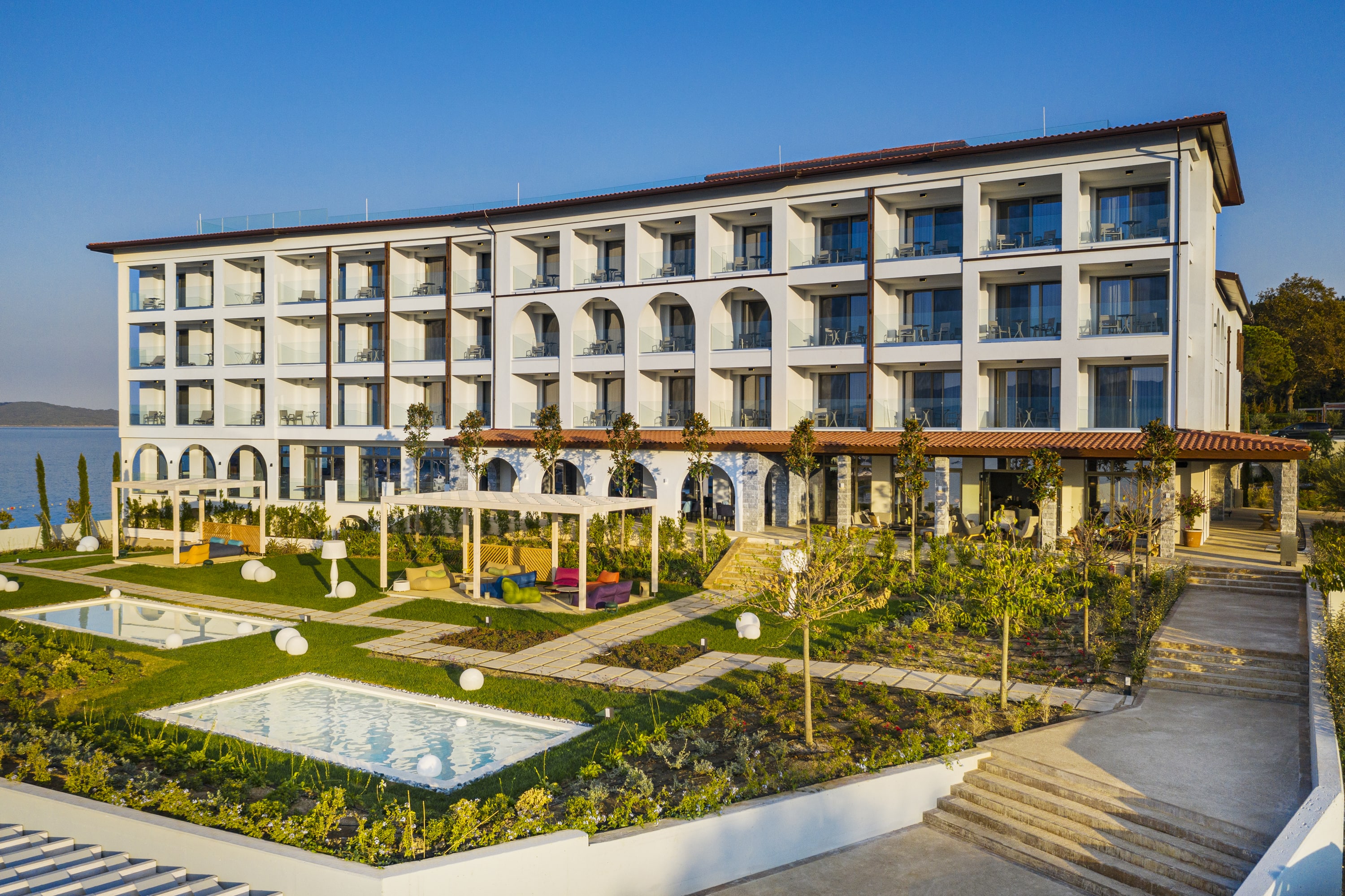 Hotel Mount Athos garden.jpg