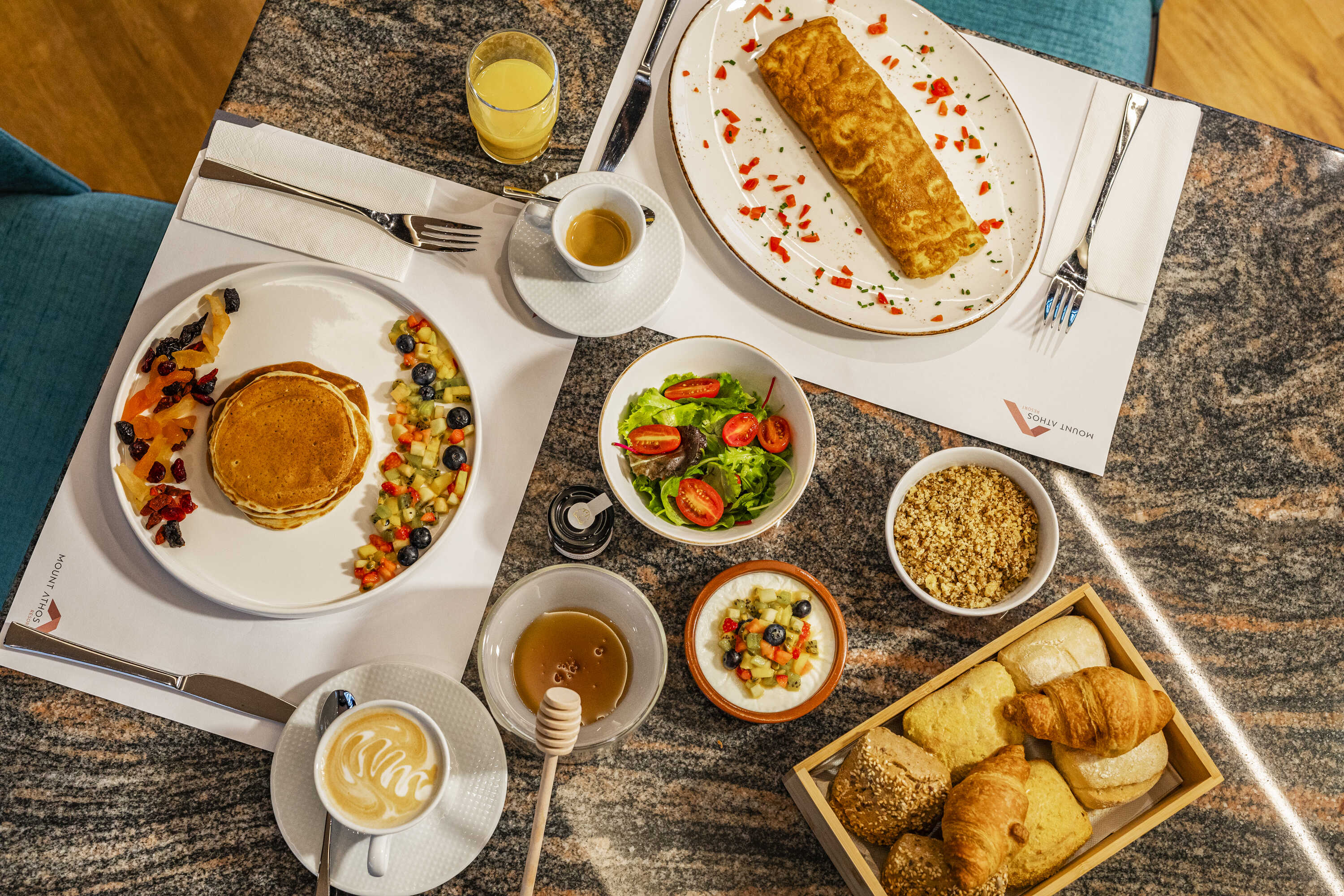 Hotel Mount Athos restoran - hrana.jpg