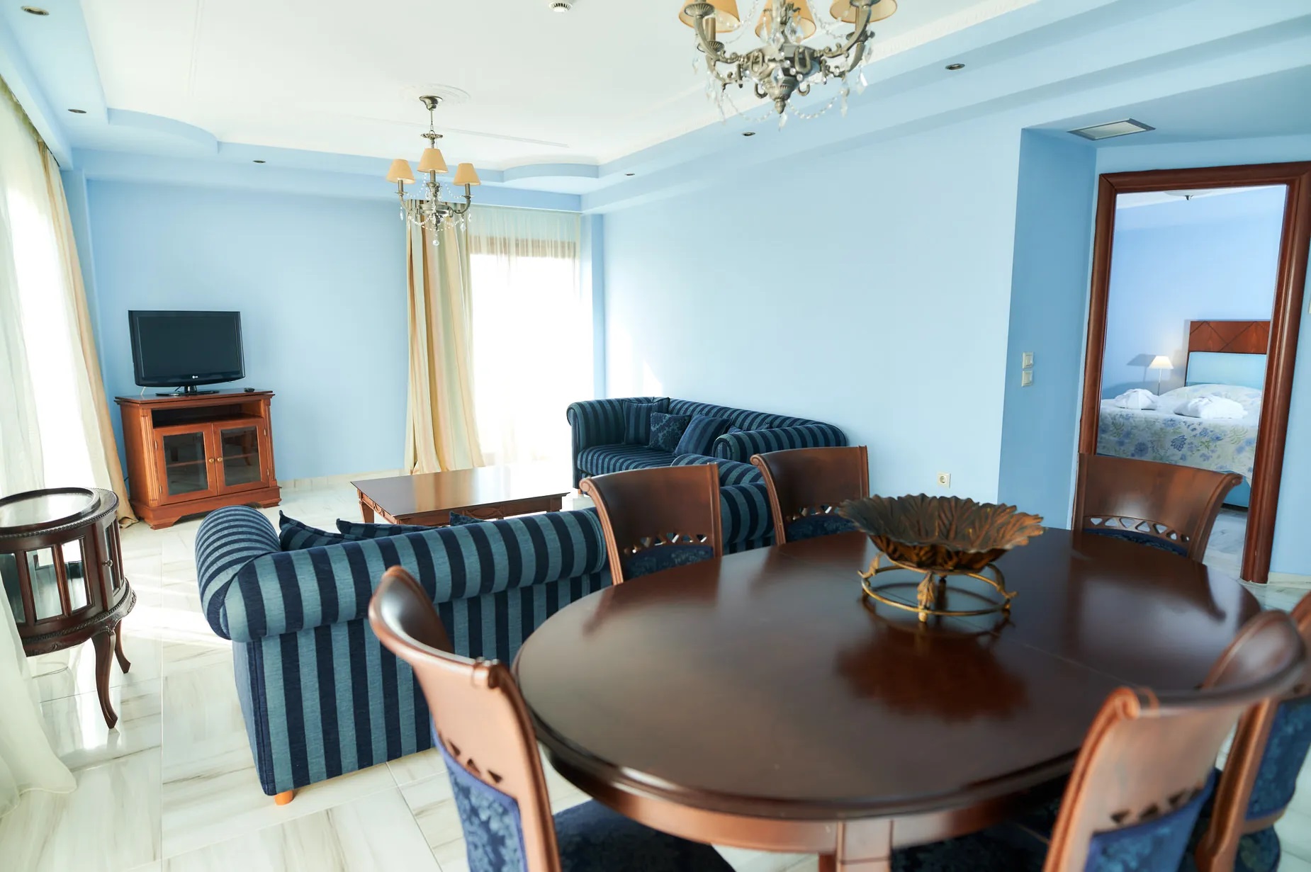 Nefeli Hotel-Suite.jpg