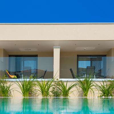 Notos deluxe suites - bazen.jpg