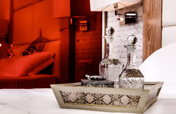 Notos deluxe suites - enterijer sobe.jpg