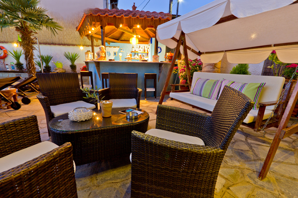 Pavlidis hotel - bašta restorana.jpg