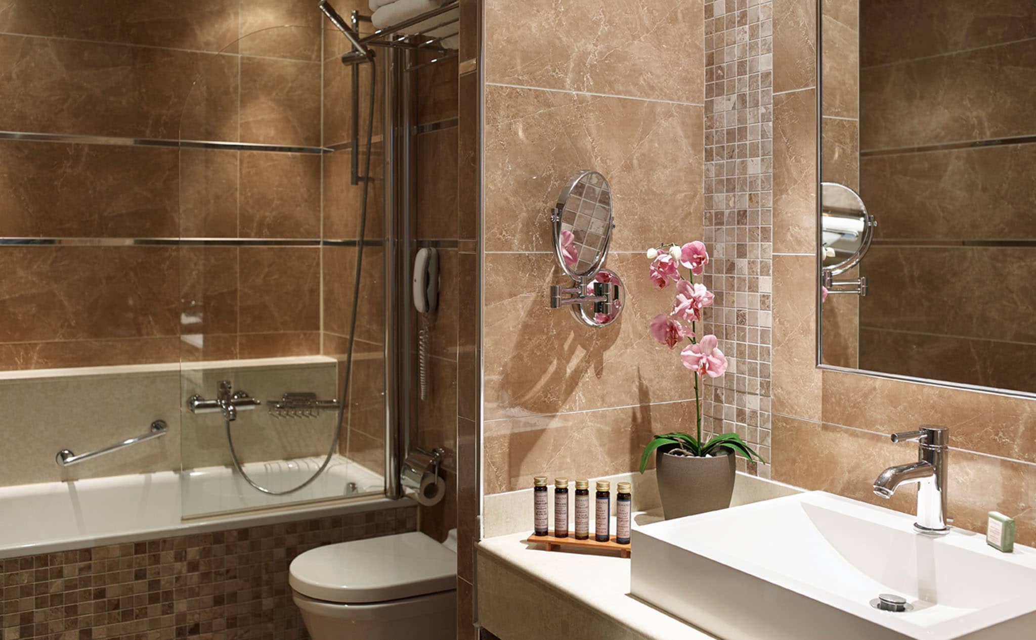 Hotel Anatolia bathroom.jpg