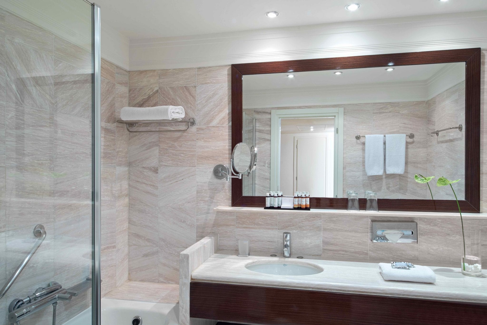 Princes resort Skiathos - kupatilo drugi ugao.jpg