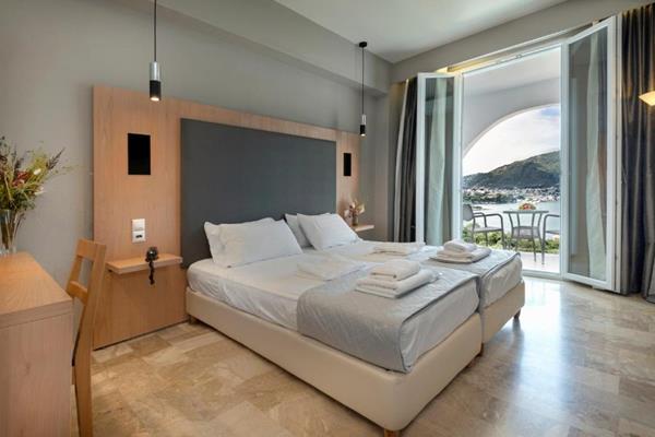 Hotel Punta - lezajevi.jpg