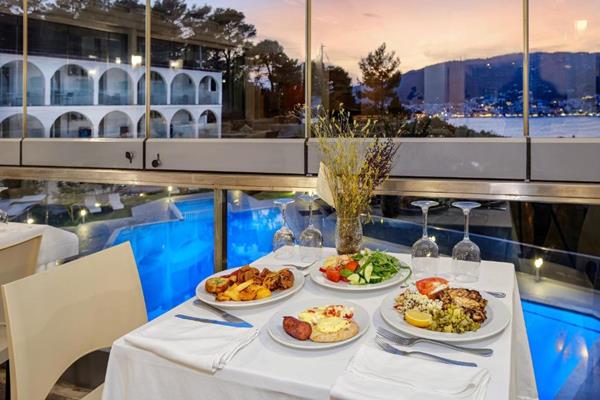 Hotel Punta - restoran.jpg