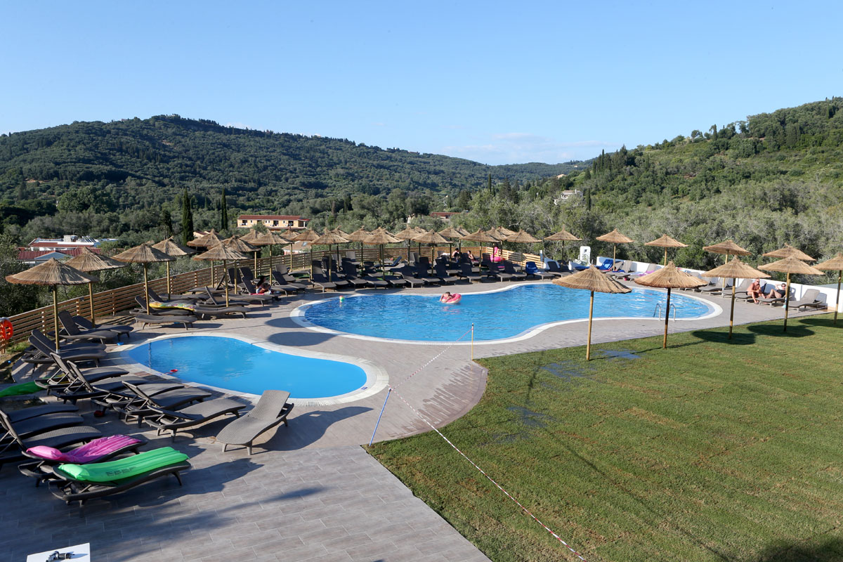 Saint George Palace Hotel-Bazen.jpg