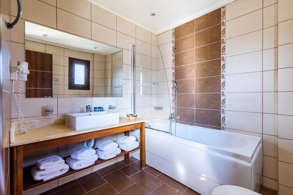 Skopelos Holidays Hotel _ Spa -kupatilo.jpg