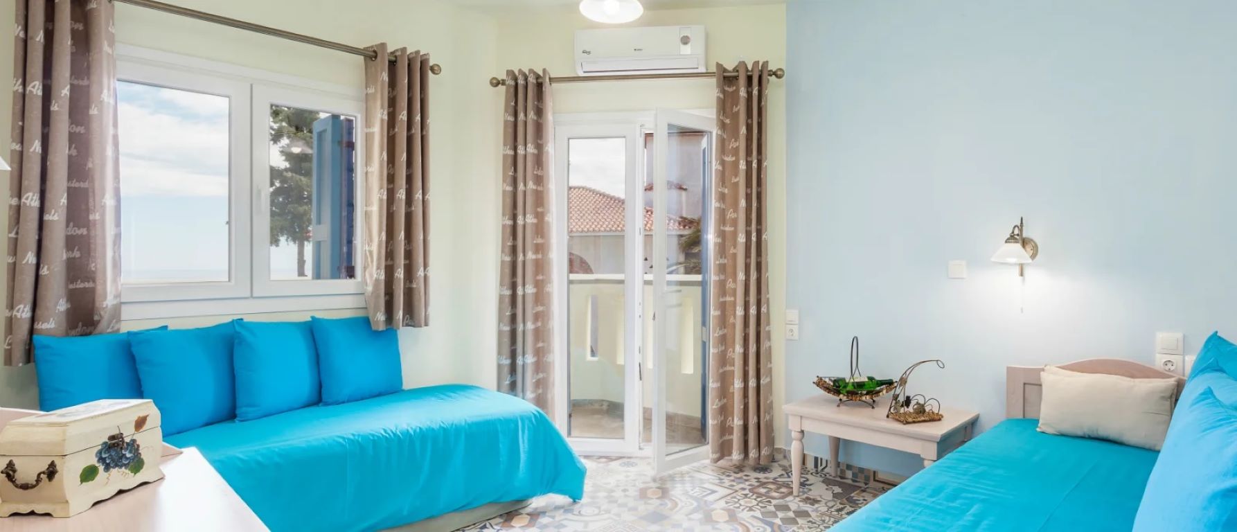 Stafylos Suites Hotel-Suite.jpg