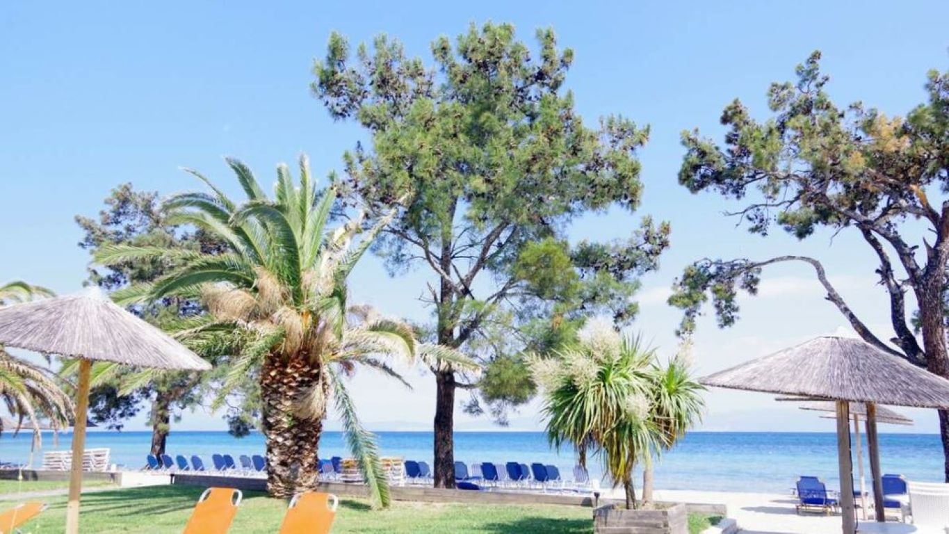 Sunrise Beach-Plaza.jpg