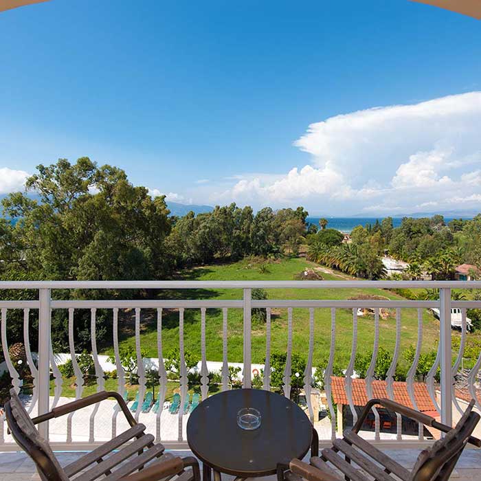 Sunset Hotel - Corfu - pogled sa balkona ka moru.jpg