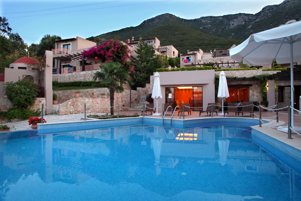 Tesoro Hotel - bazen.jpg