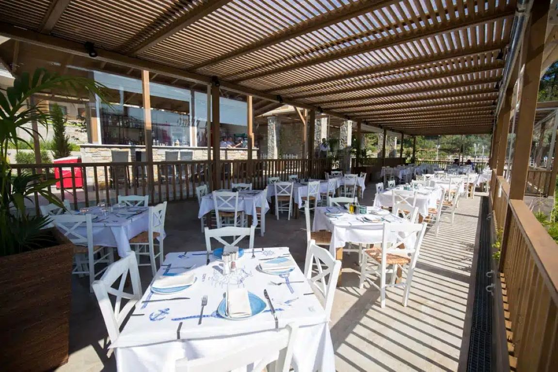 Hotel Thassos Grand Resort-Taverna.jpg