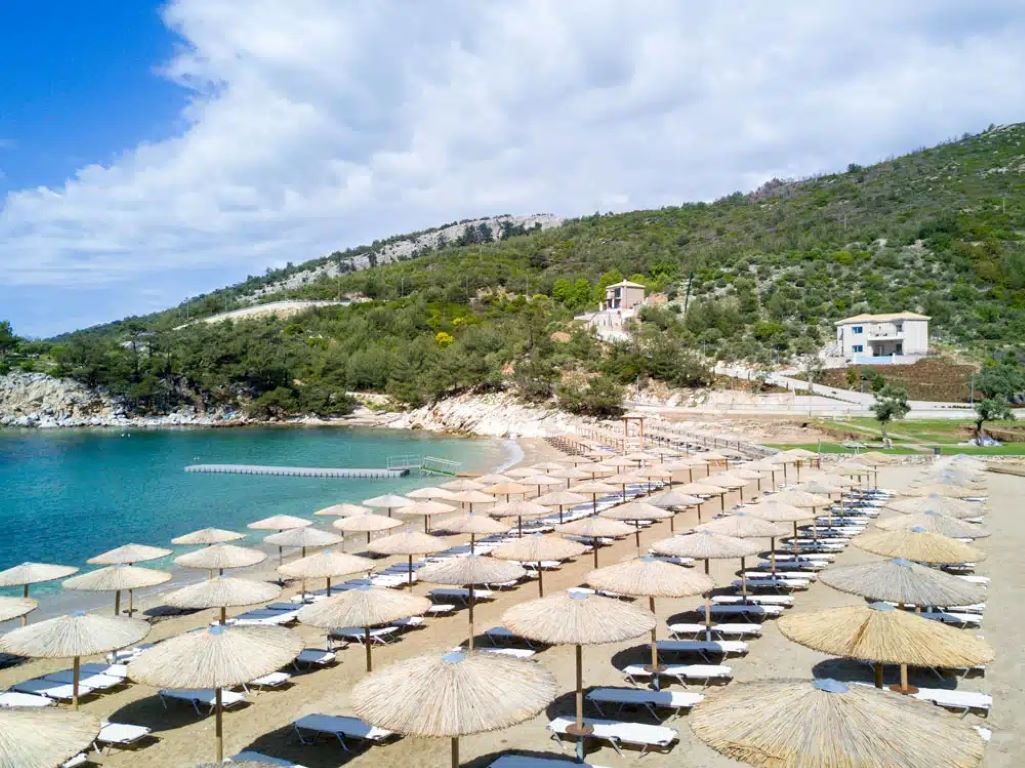 Thassos Grand Resort Hotel-Plaza.jpg