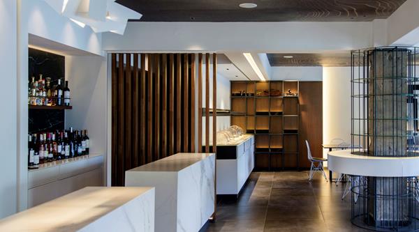 Thomais Boutique hotel - bar.jpg