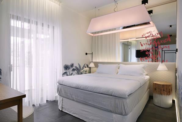 Thomais Boutique hotel - soba iz drugog ugla.jpg