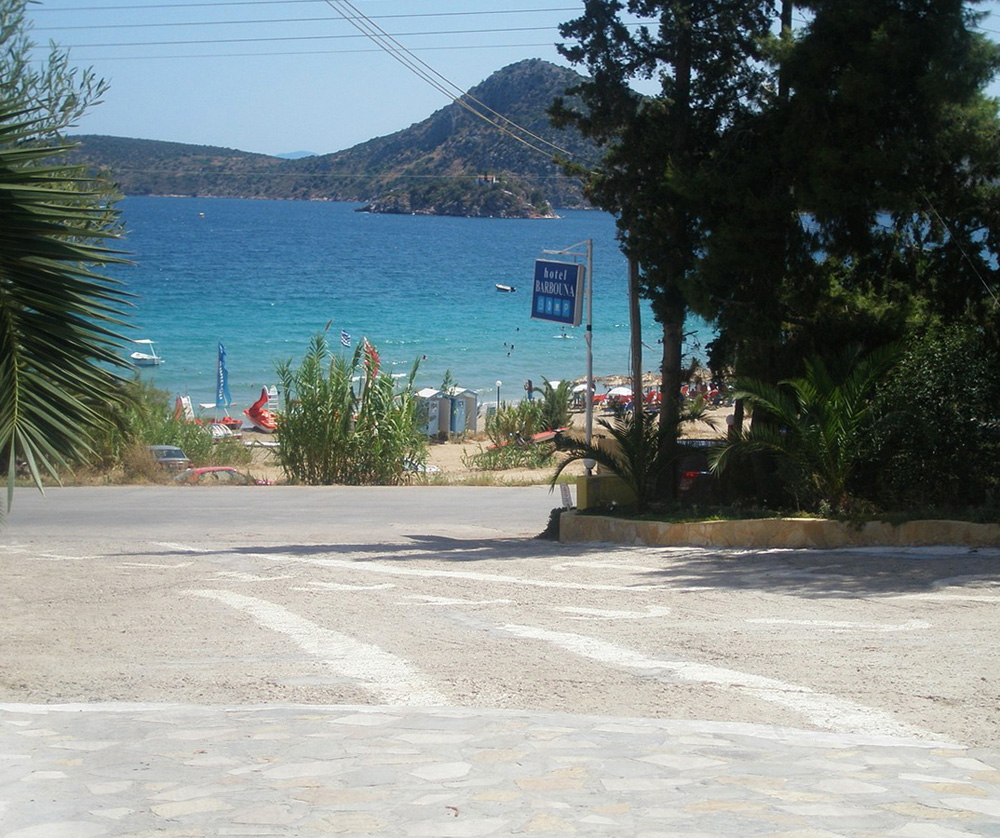 Hotel Talon Beach - plaž.jpg