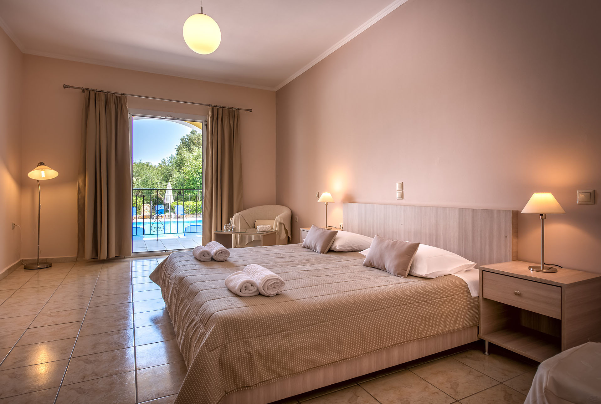 Varres Hotel - pool view room drugi ugao.jpg