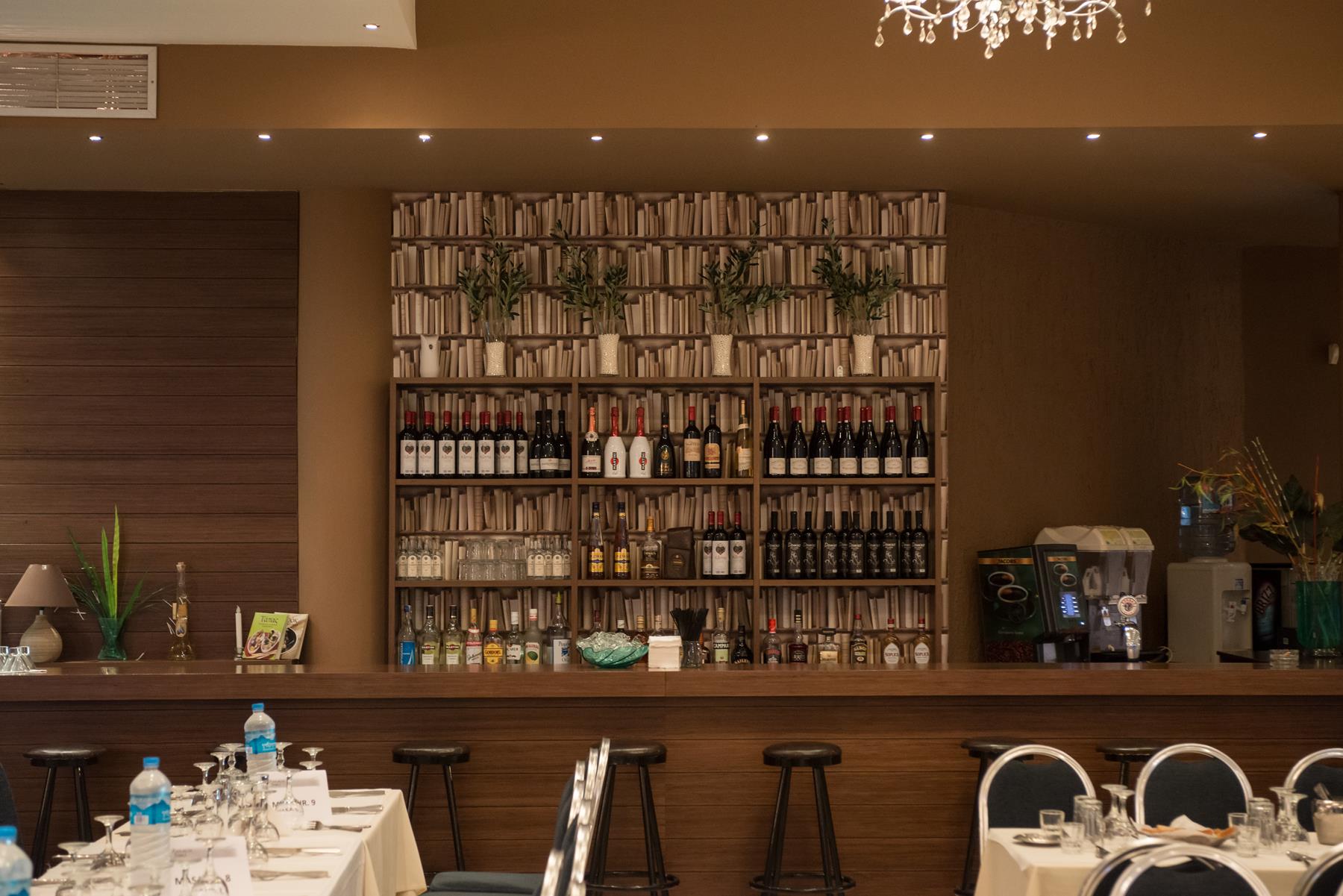 Yakinthos Hotel-Lobby bar.jpg