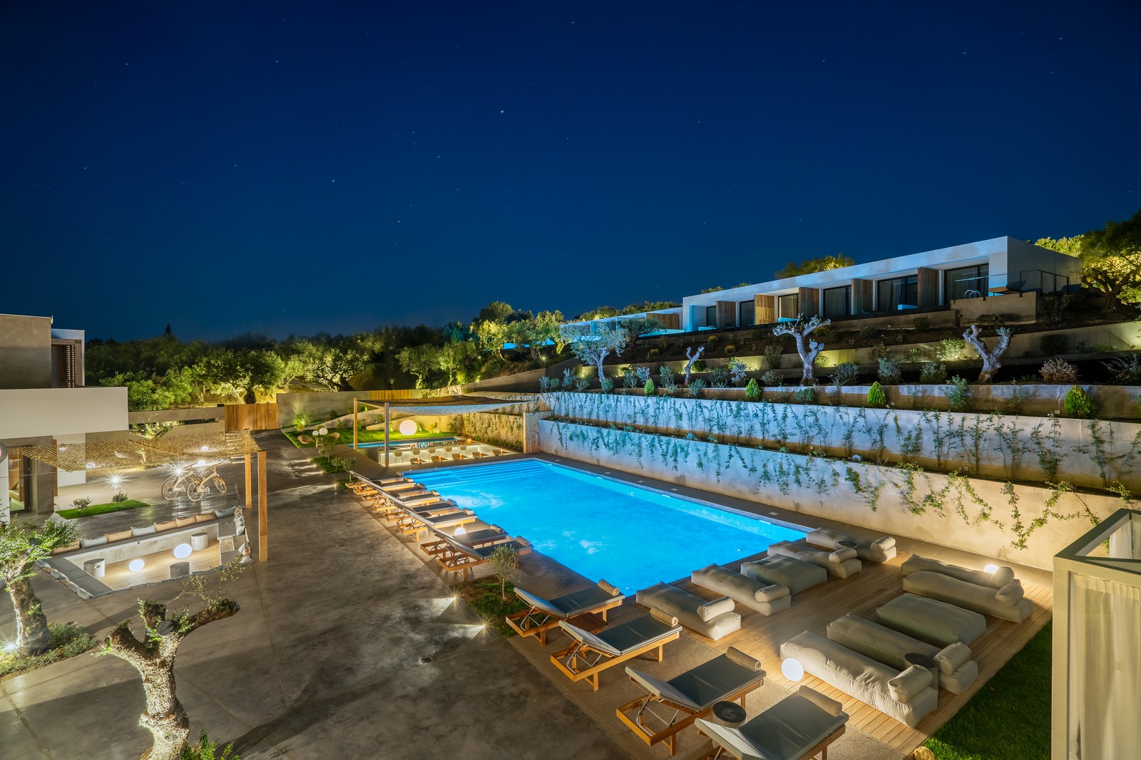Zante Maris Suites Hotel - pogled na bazen.jpg