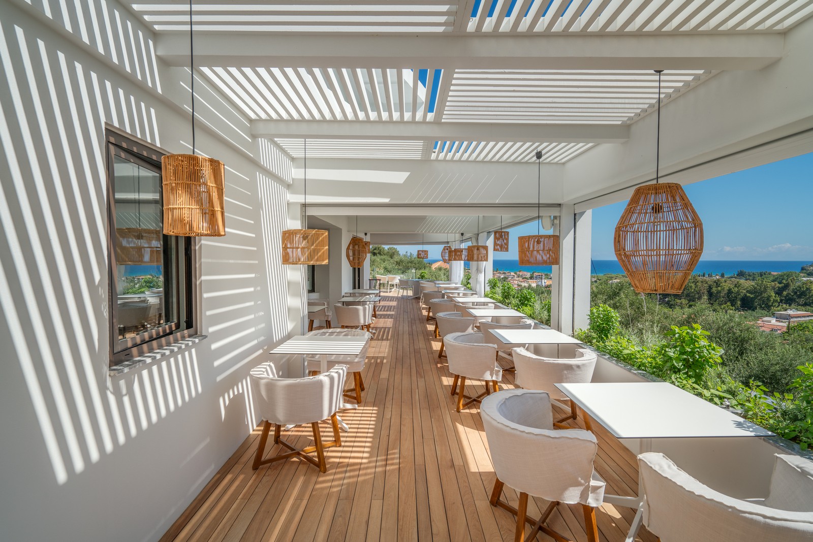 Zante Maris Suites Hotel - terasa restorana.jpg